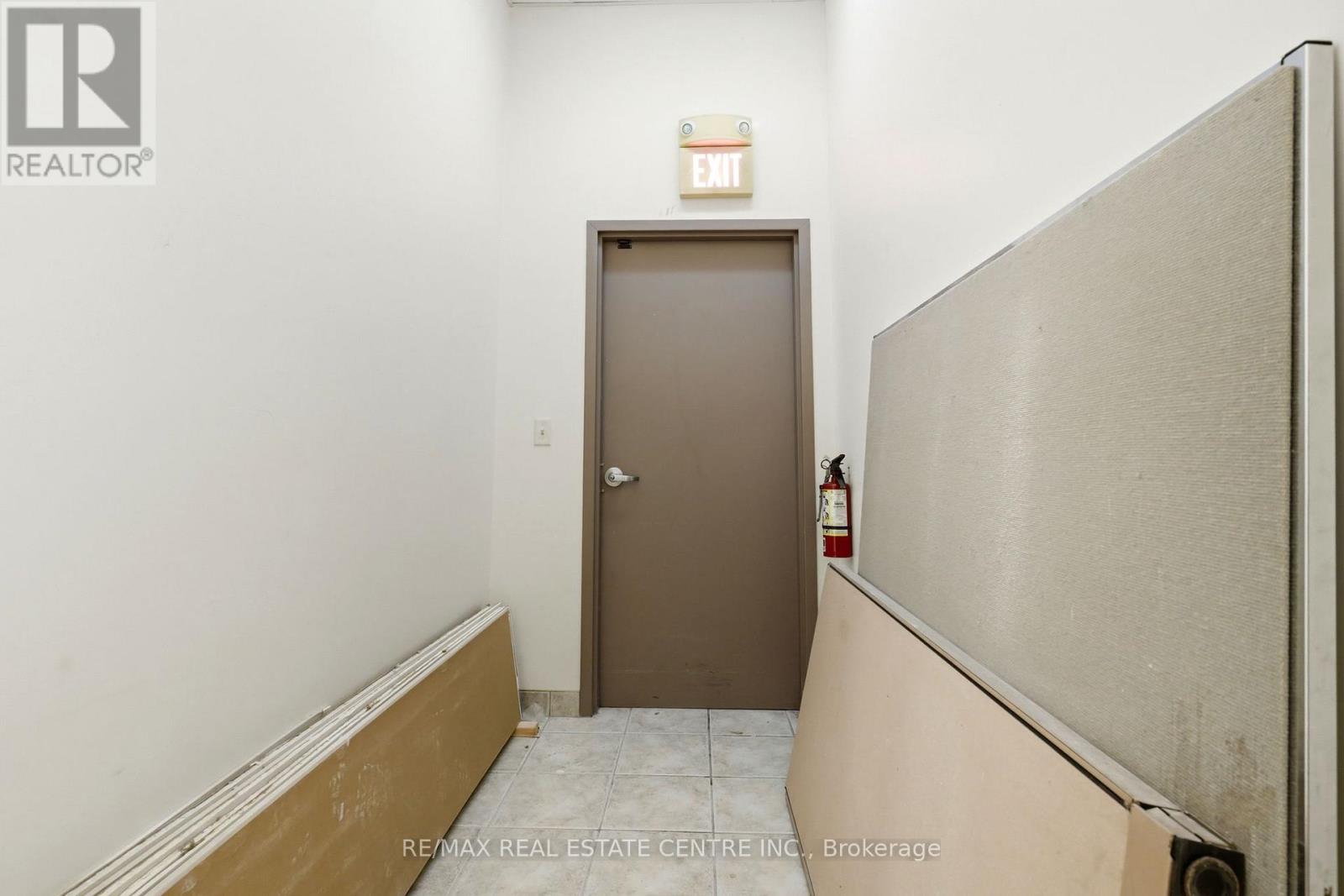 B1 - 45 Wyndham Street N, Guelph, Ontario  N1H 4E4 - Photo 17 - X13523878