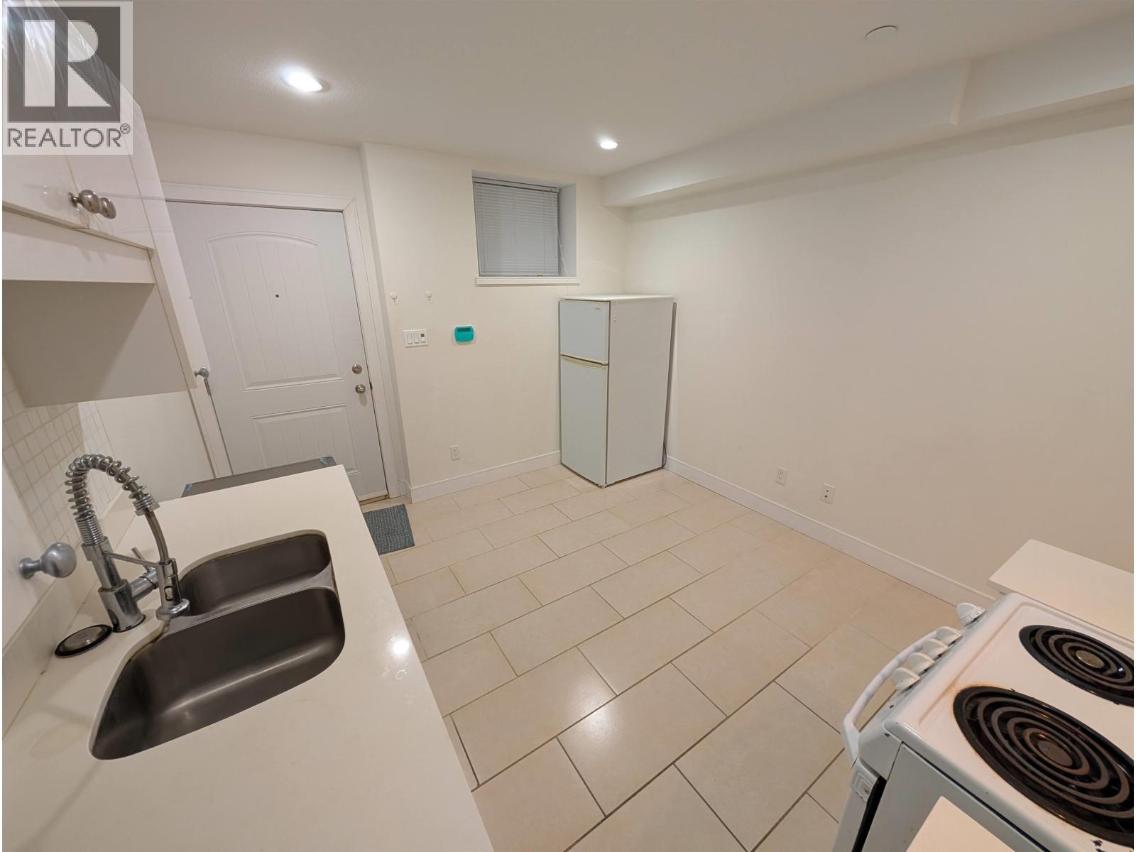 1bed 25xx E 28 Avenue, Vancouver, British Columbia  V5R 1R7 - Photo 20 - R3142761