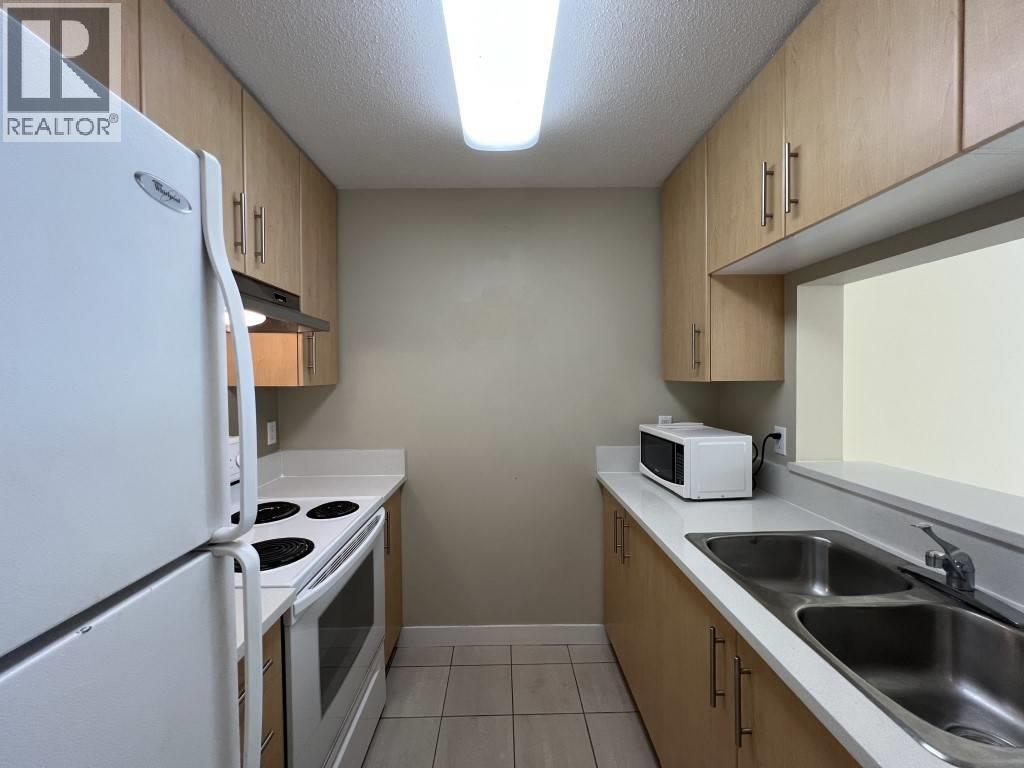 201 3660 Vanness Avenue, Vancouver, British Columbia  V5R 6H8 - Photo 2 - R3142762