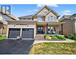105 THE QUEENSWAY PASS, Barrie, Ontario