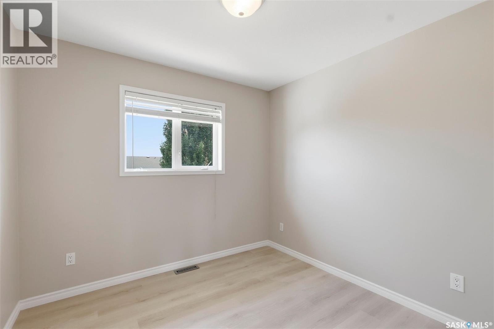 246 Brookmore Lane, Saskatoon, Saskatchewan  S7V 1C2 - Photo 32 - SK041209