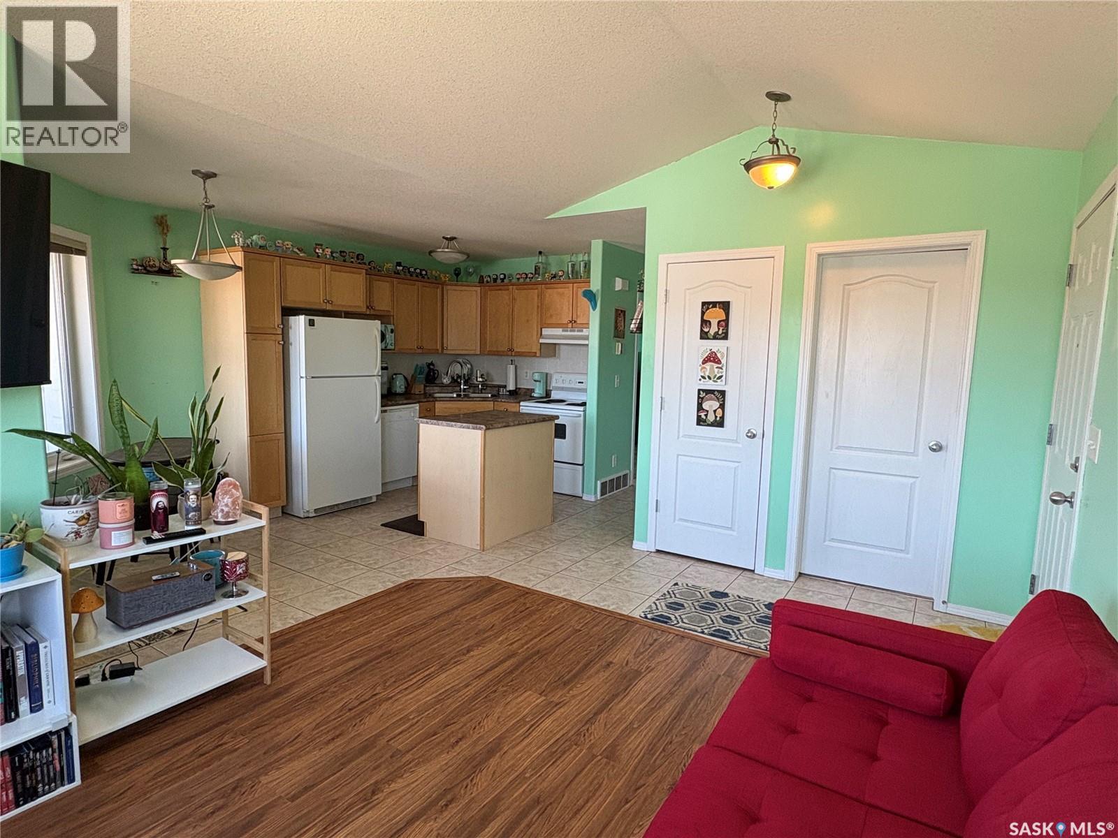 4080 Buckingham Drive E, Regina, Saskatchewan  S4V 3E9 - Photo 10 - SK041245