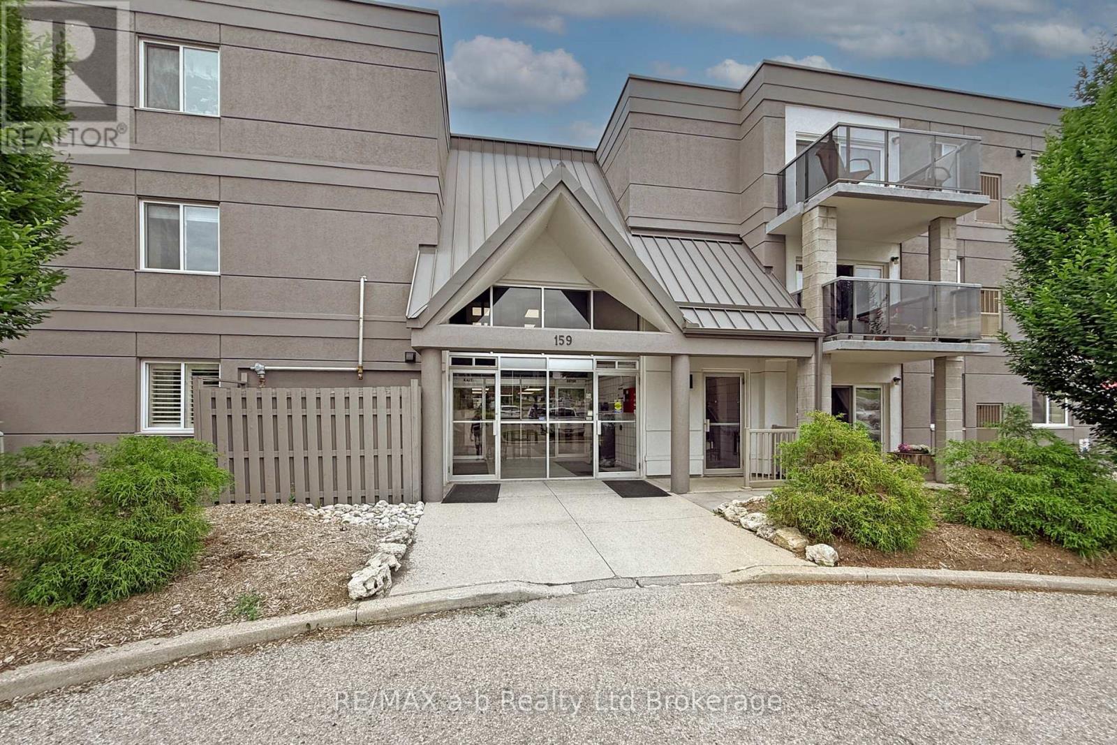 303 - 159 Ferguson Drive, Woodstock, Ontario  N4V 1A9 - Photo 4 - X13523942