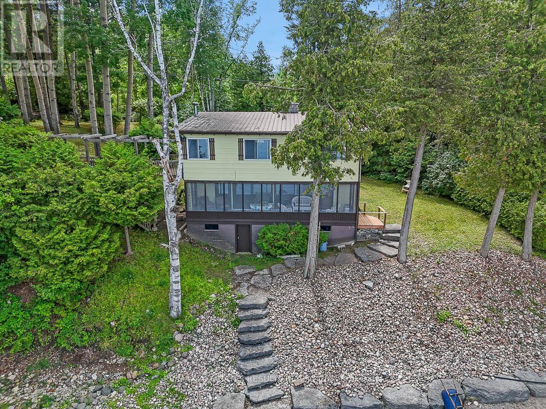 2130 B RIVER ROAD, McNab/Braeside, Ontario
