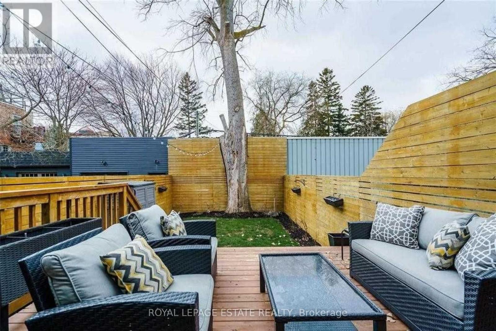 10 Kent Road, Toronto, Ontario  M4L 2X6 - Photo 26 - E13523984