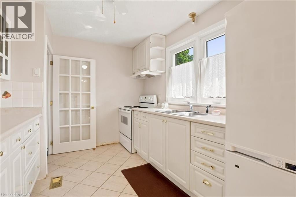 472 Highland Road E, Kitchener, Ontario  N2M 3W7 - Photo 18 - 40843855