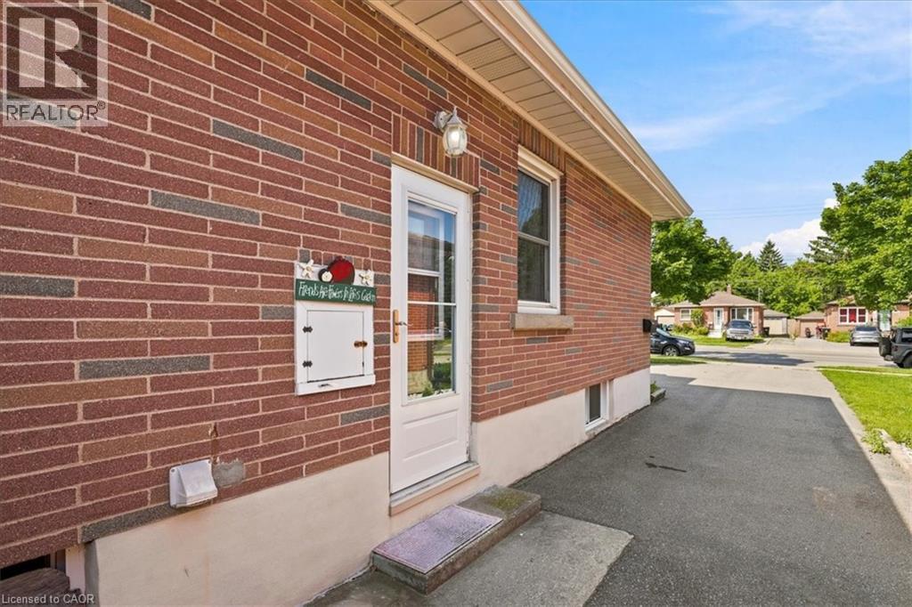 472 Highland Road E, Kitchener, Ontario  N2M 3W7 - Photo 5 - 40843855