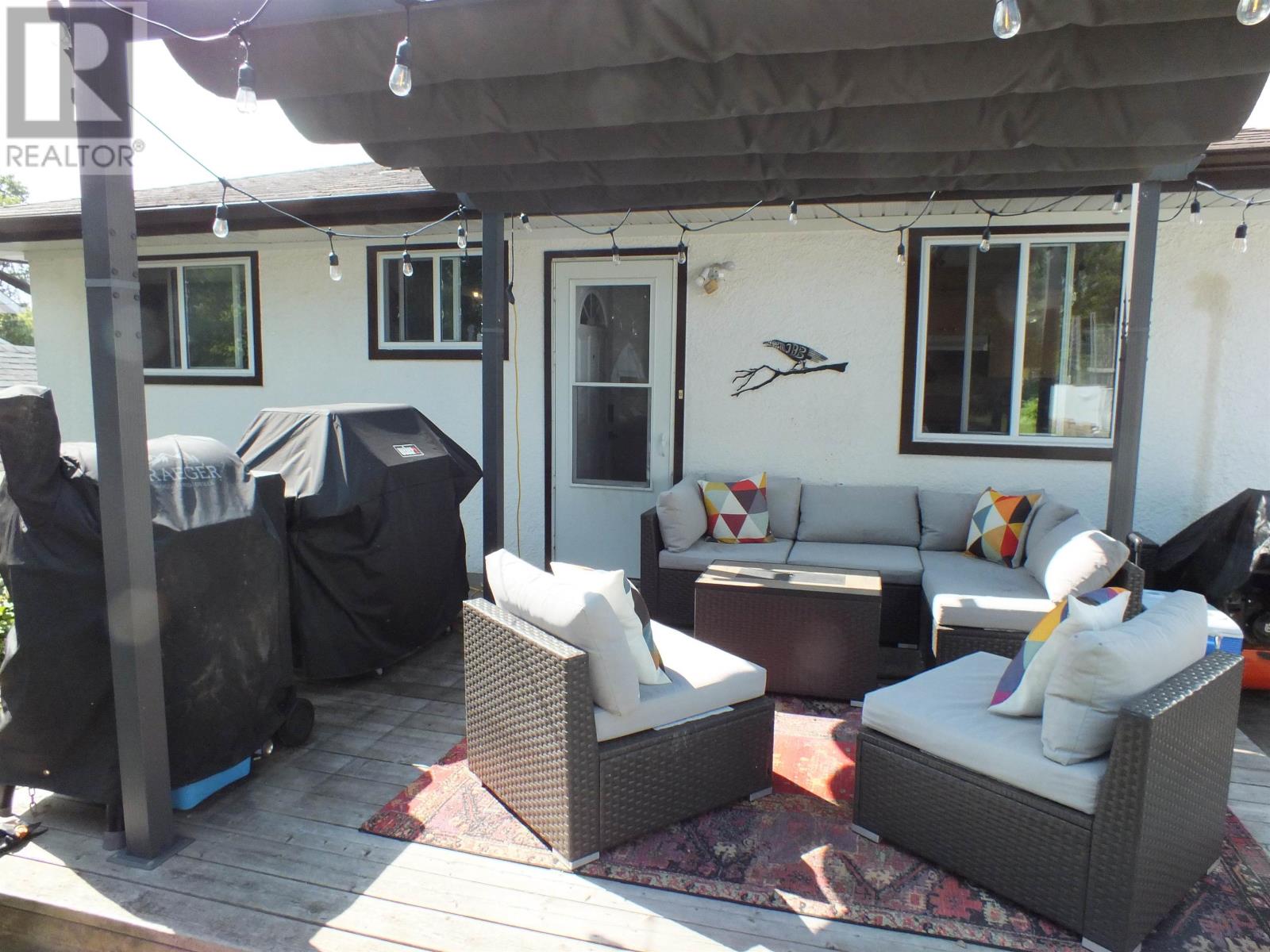 332 Erle St, Thunder Bay, Ontario  P7A 1N5 - Photo 3 - TB2601768