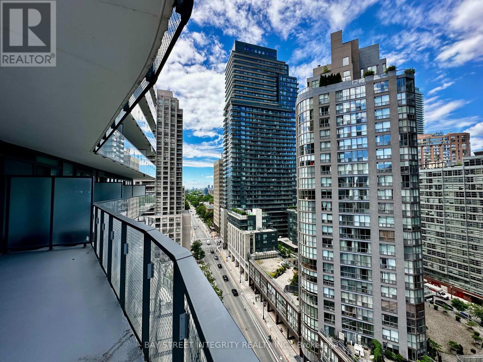 1111 - 11 Wellesley Street W, Toronto, Ontario  M4Y 0G4 - Photo 21 - C13516984