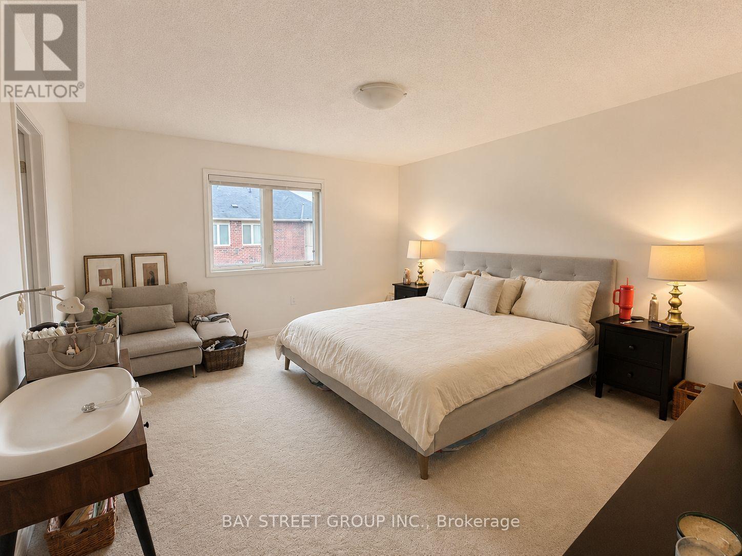 884 Mcewan Drive, Milton, Ontario  L9T 6P5 - Photo 12 - W13523890