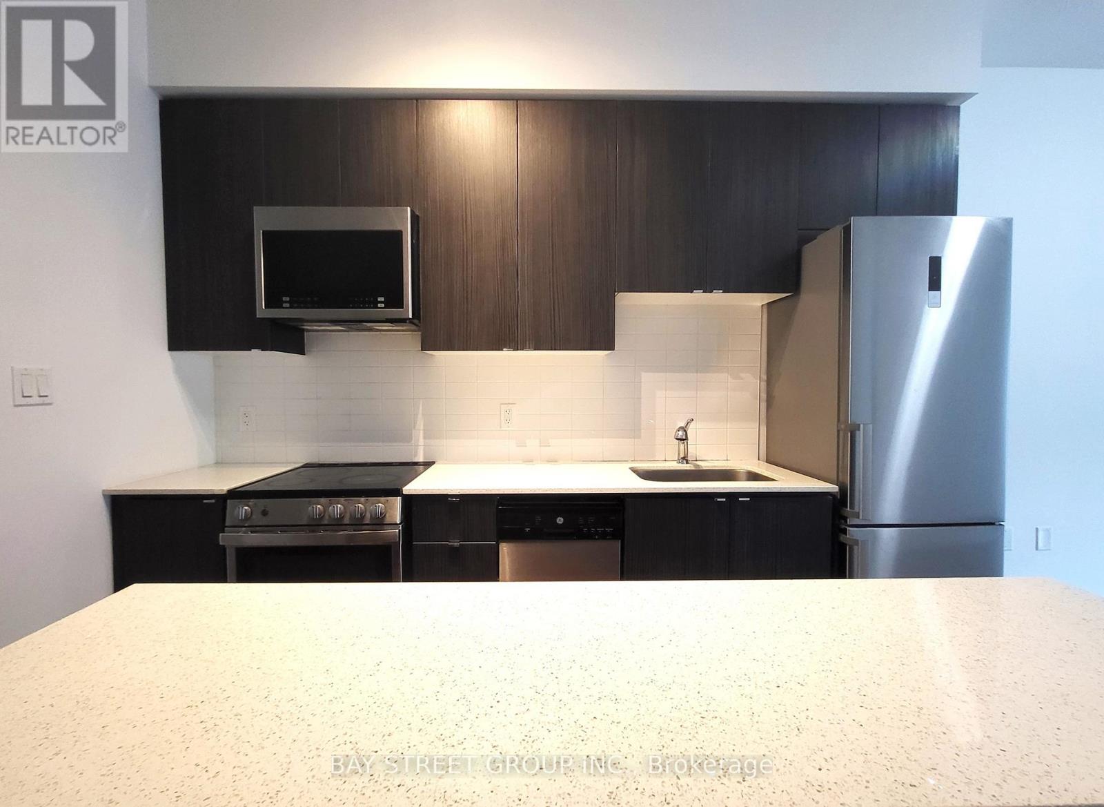 206 - 2433 Dufferin Street, Toronto, Ontario M6E 0B4 - Photo 10 - W13446092