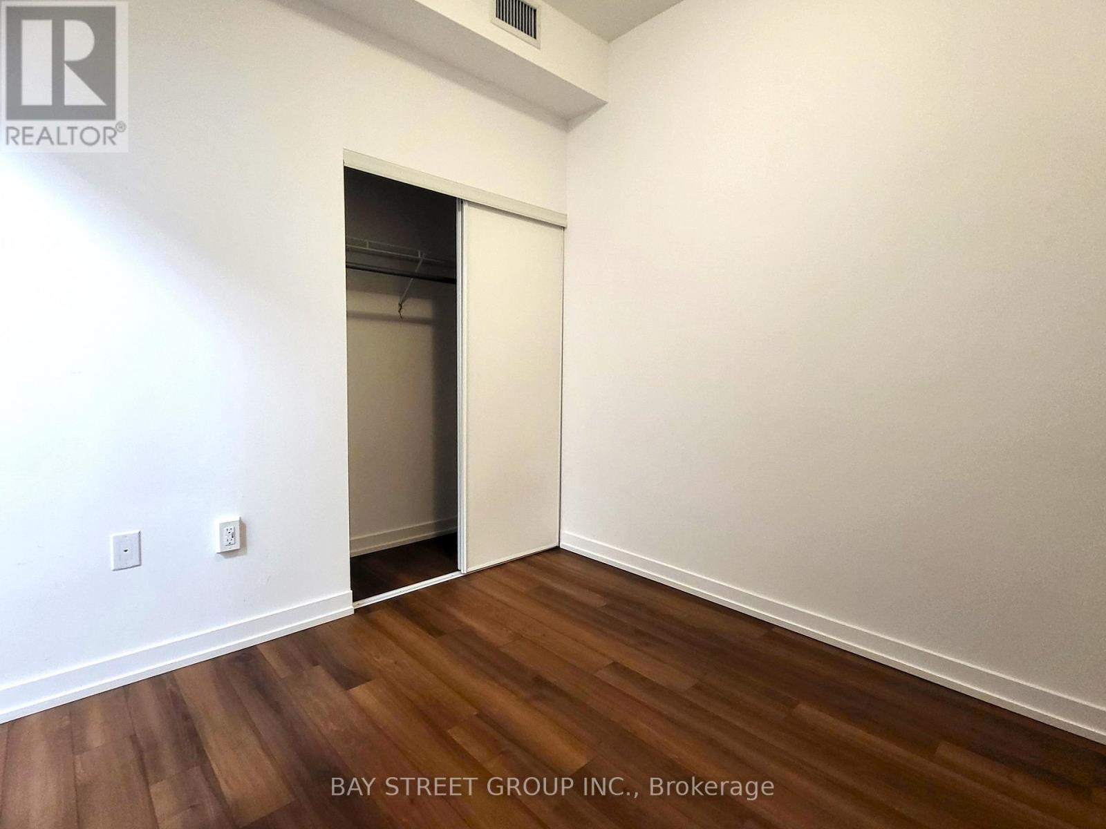 206 - 2433 Dufferin Street, Toronto, Ontario M6E 0B4 - Photo 17 - W13446092