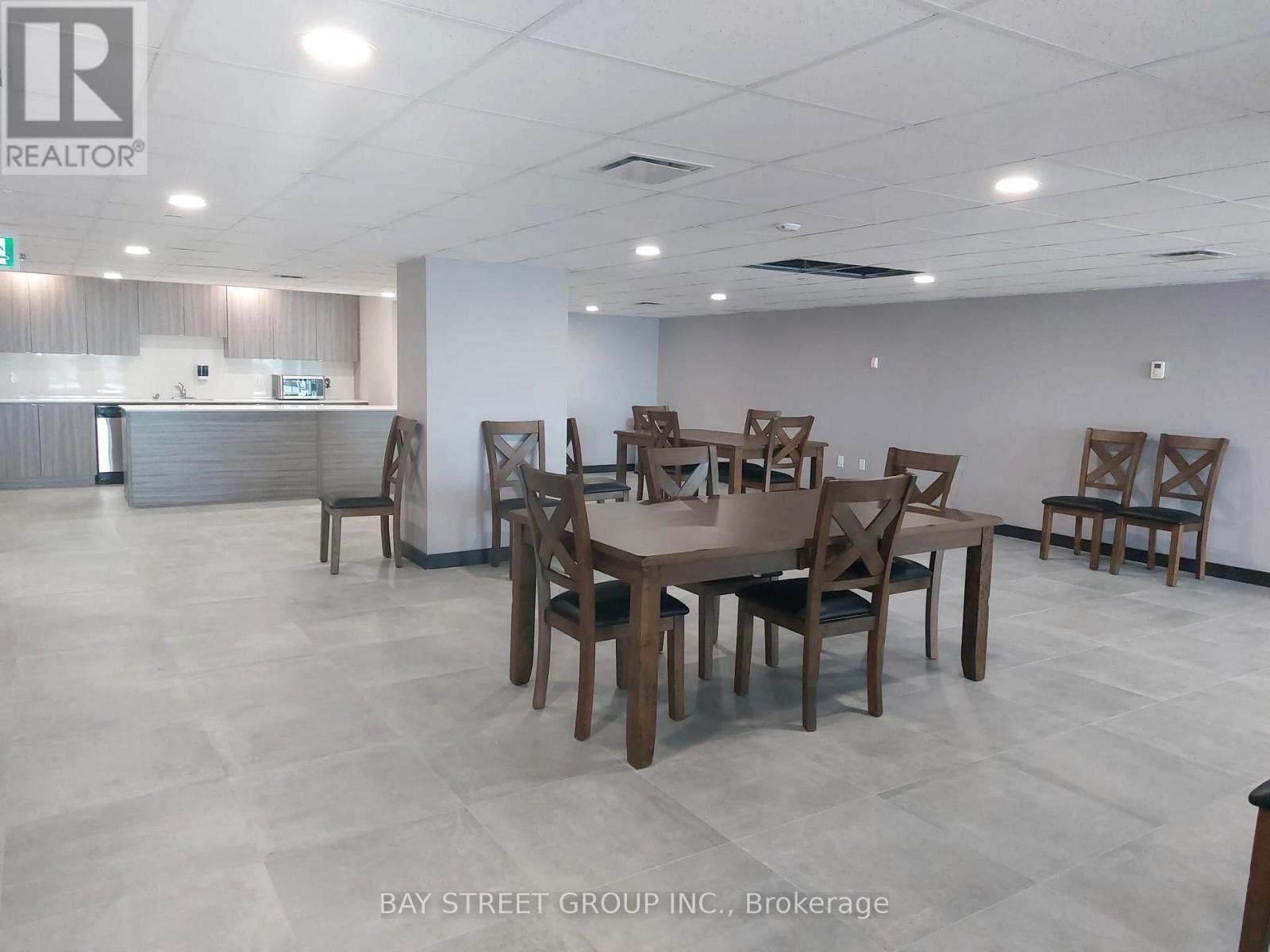 206 - 2433 Dufferin Street, Toronto, Ontario M6E 0B4 - Photo 29 - W13446092