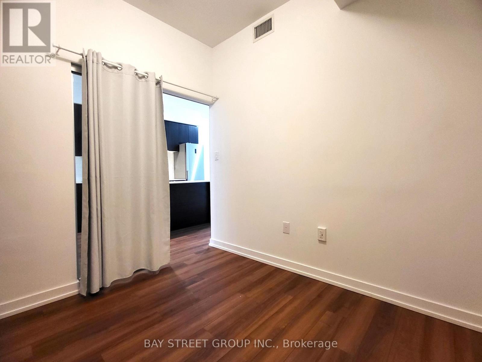 206 - 2433 Dufferin Street, Toronto, Ontario M6E 0B4 - Photo 19 - W13446092
