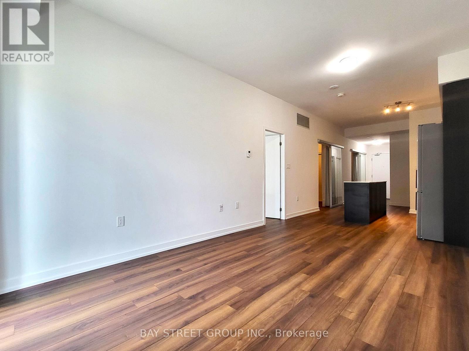 206 - 2433 Dufferin Street, Toronto, Ontario M6E 0B4 - Photo 7 - W13446092
