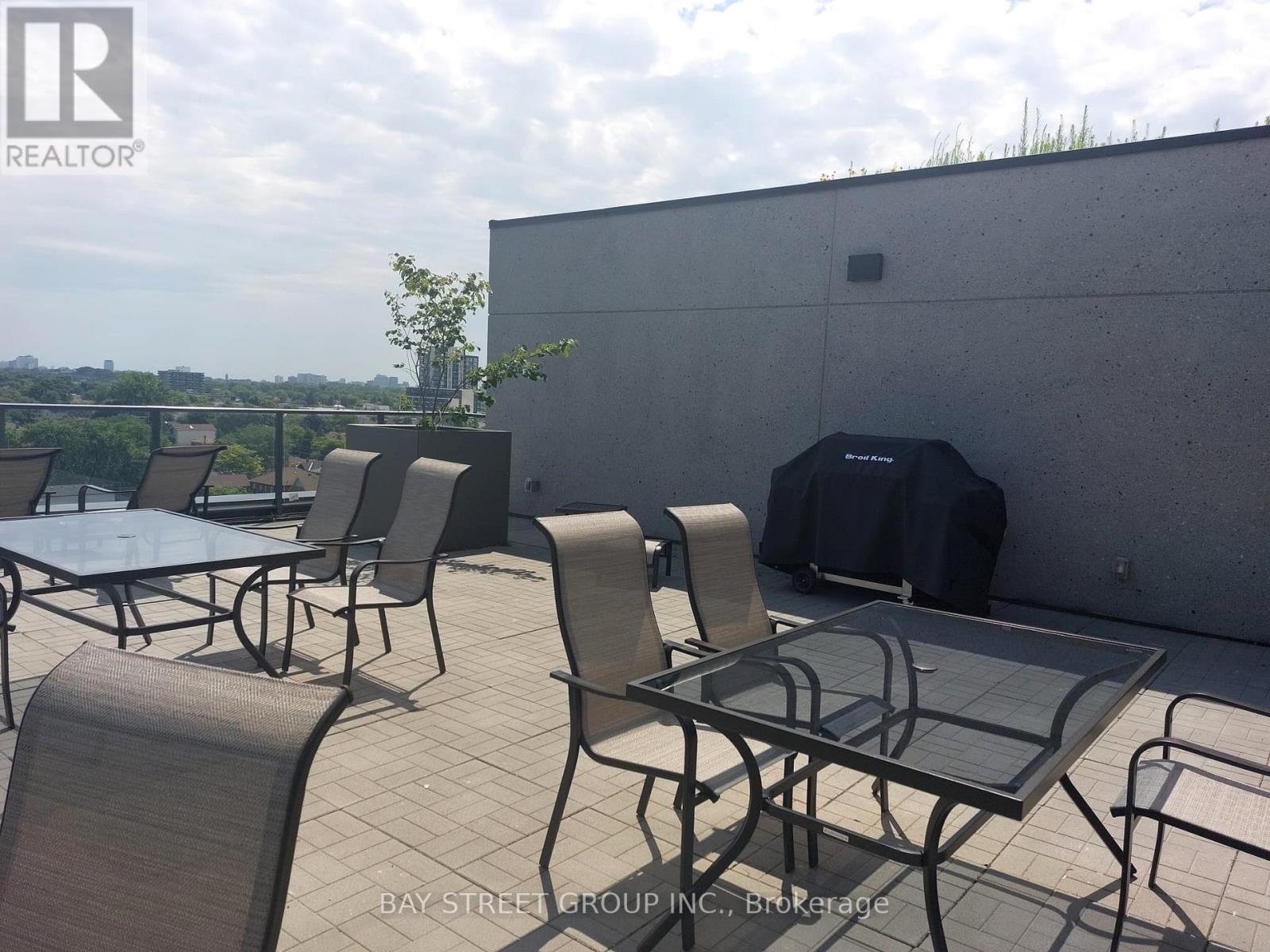 206 - 2433 Dufferin Street, Toronto, Ontario M6E 0B4 - Photo 27 - W13446092