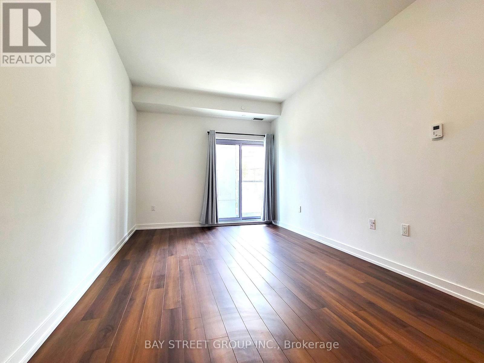 206 - 2433 Dufferin Street, Toronto, Ontario M6E 0B4 - Photo 6 - W13446092