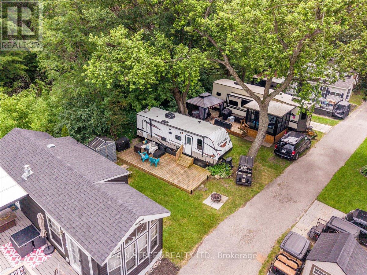 3 Shady Lane, Whitchurch-Stouffville, Ontario  L0G 1E0 - Photo 4 - N13524014