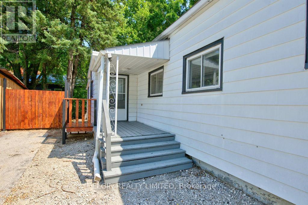 28 Walnut Street, St. Thomas, Ontario  N5R 2Y6 - Photo 25 - X13524066