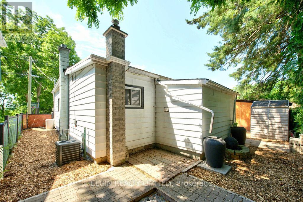 28 Walnut Street, St. Thomas, Ontario  N5R 2Y6 - Photo 30 - X13524066