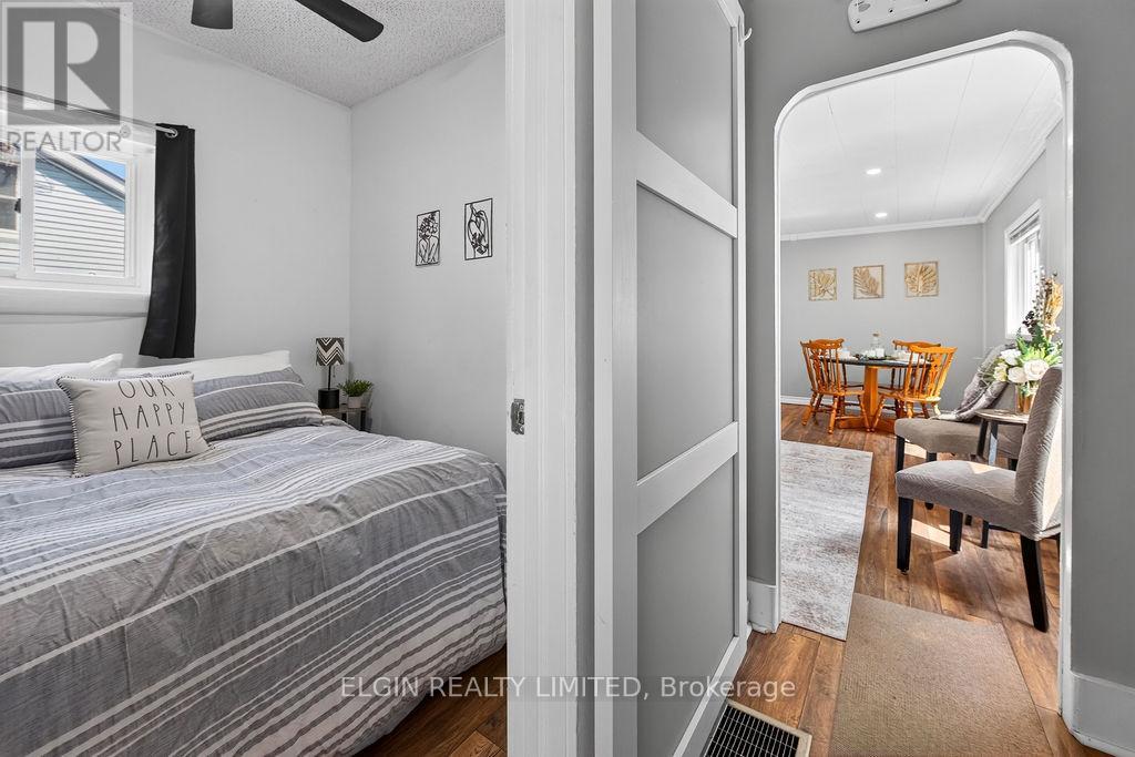 28 Walnut Street, St. Thomas, Ontario  N5R 2Y6 - Photo 8 - X13524066