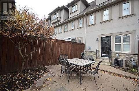 9013 Yonge Street, Richmond Hill, Ontario  L4C 0L4 - Photo 2 - N13524068