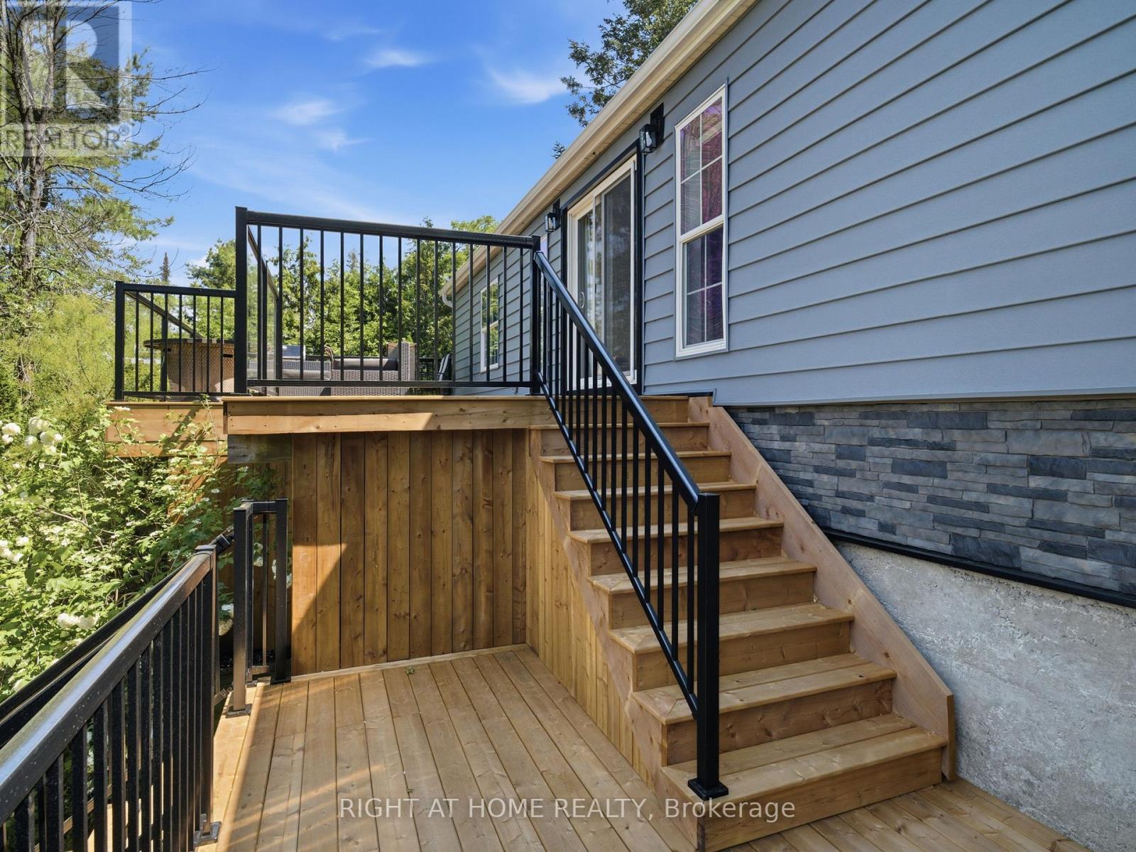 8168 Laidlaw Avenue, Ramara, Ontario  L0K 2B0 - Photo 16 - S13515766
