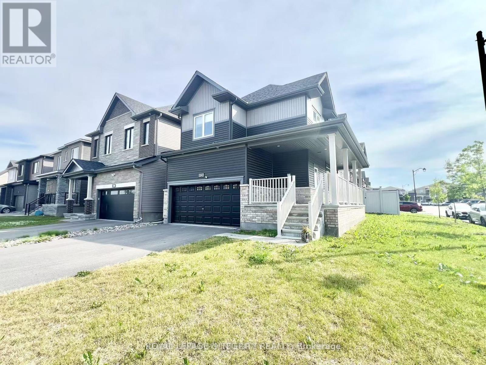 1042 Parabolica Way, Ottawa, Ontario  K2T 0R1 - Photo 2 - X13524120