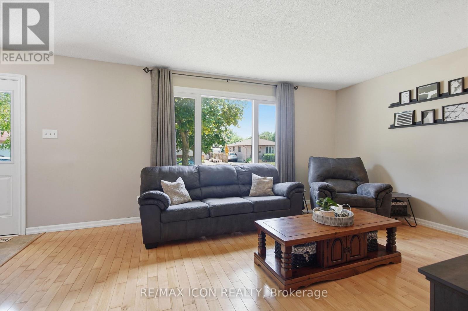107 Rosamond Crescent, London South, Ontario  N6E 2M7 - Photo 4 - X13524132