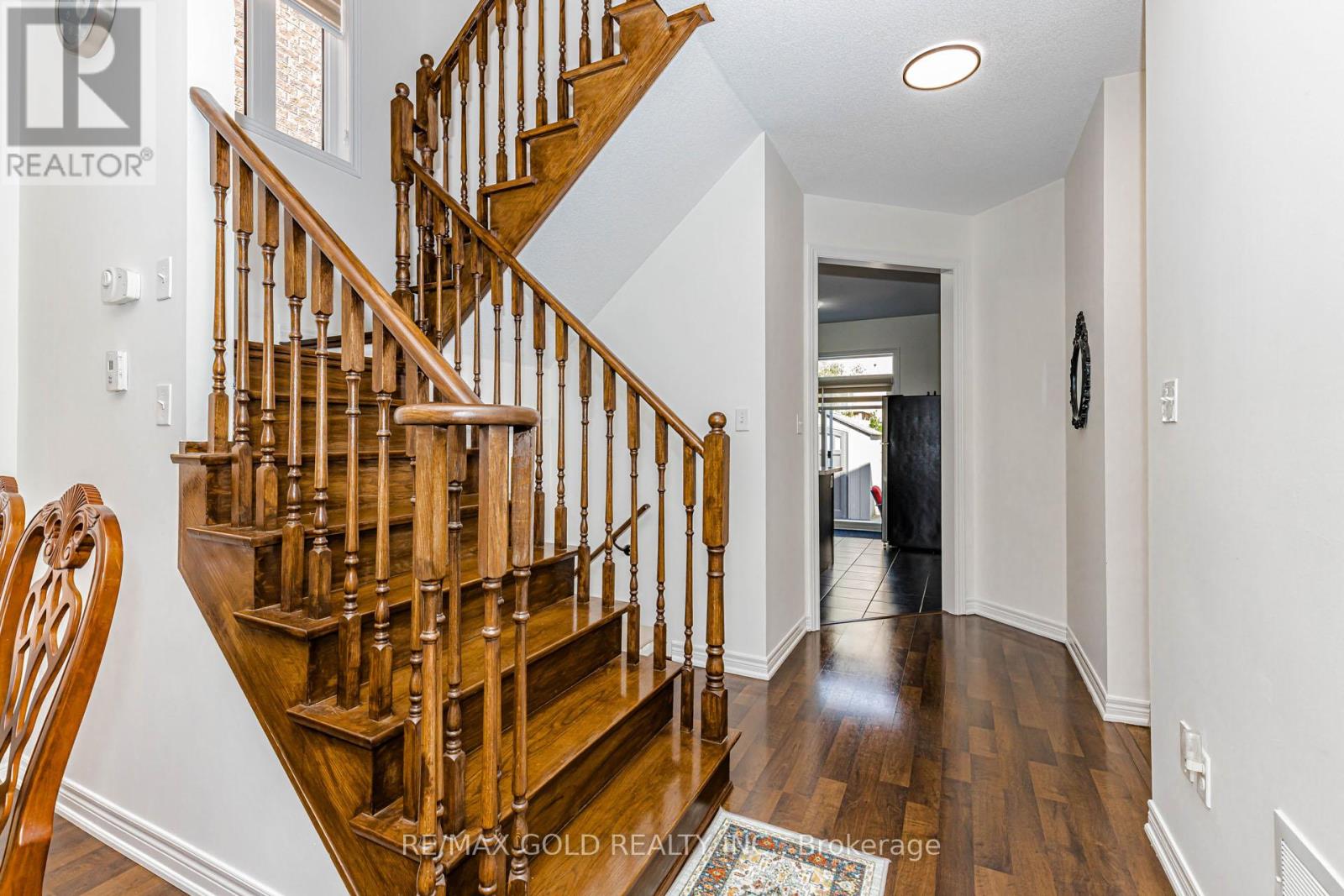 12 Fitzgibson Street, Brampton, Ontario  L6Y 5Y5 - Photo 10 - W13522538