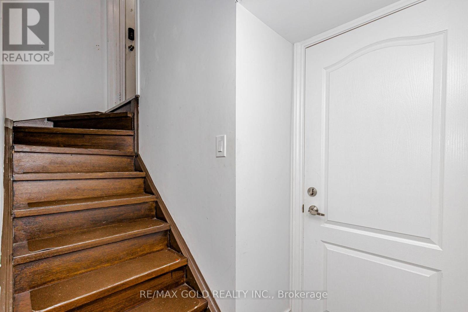 12 Fitzgibson Street, Brampton, Ontario  L6Y 5Y5 - Photo 39 - W13522538