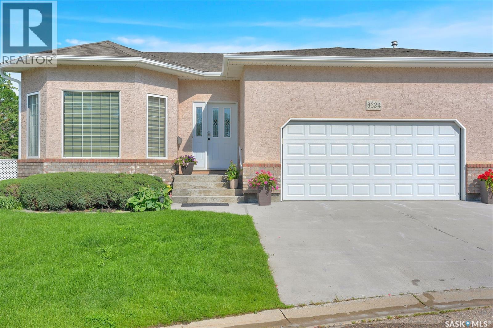3324 Buckingham DRIVE E, Regina, Saskatchewan