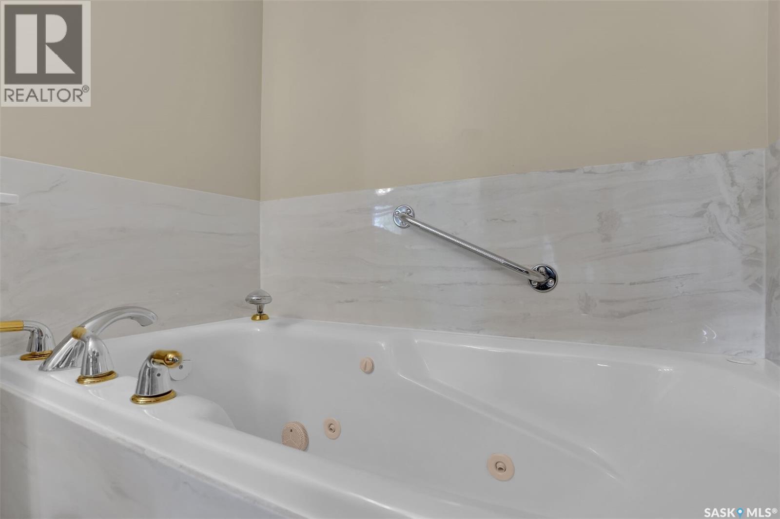3324 Buckingham Drive E, Regina, Saskatchewan  S4V 2S8 - Photo 22 - SK041391