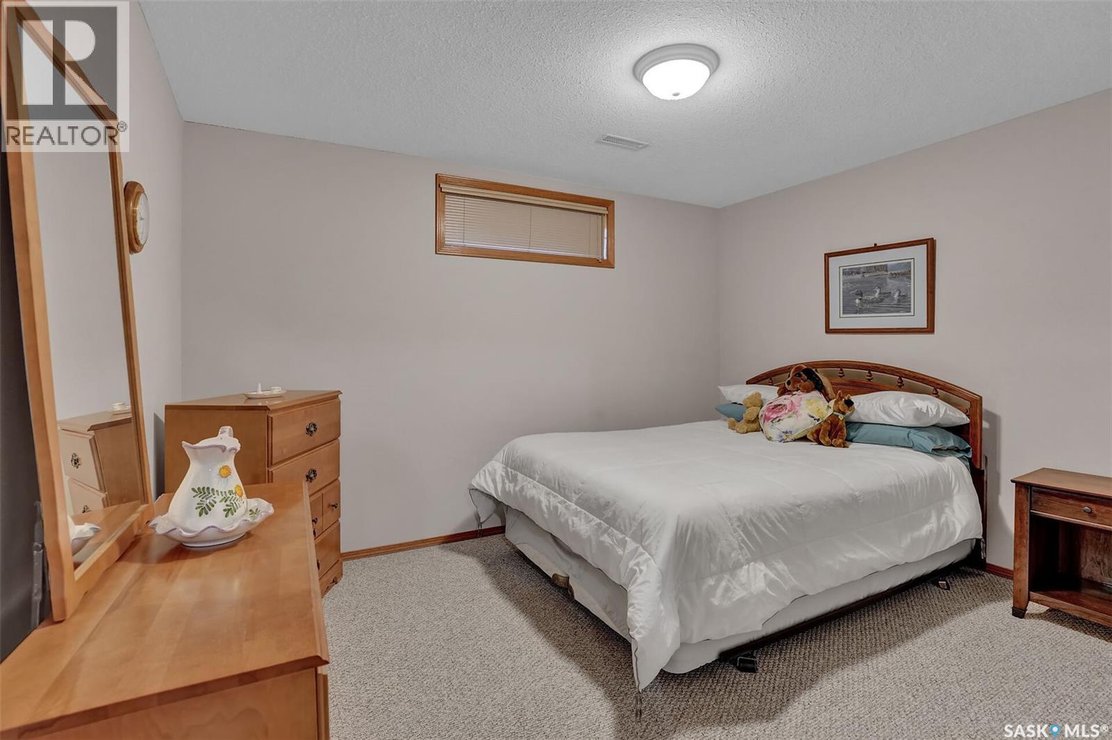 3324 Buckingham Drive E, Regina, Saskatchewan  S4V 2S8 - Photo 27 - SK041391