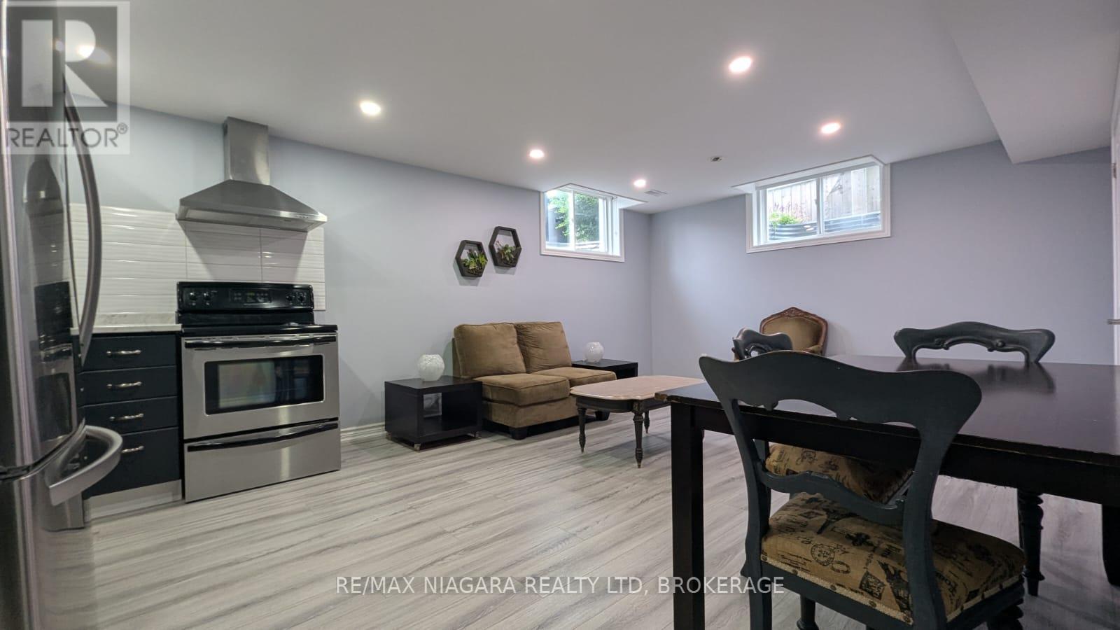 LOWER - 5622 OSPREY AVENUE, Niagara Falls (Forestview)