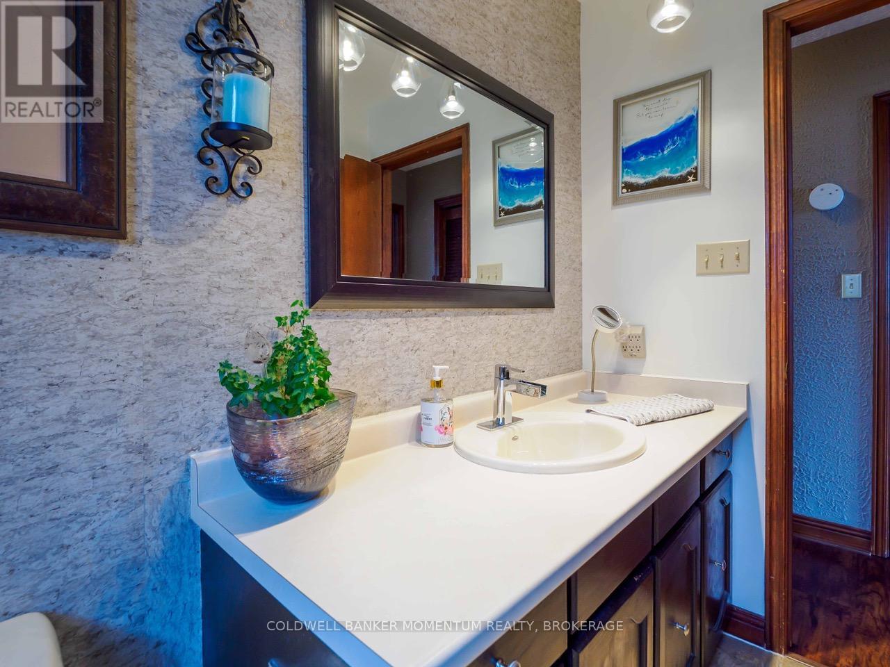 33 Bee Street, Norfolk (Booth's Harbour), Ontario  N0E 1P0 - Photo 23 - X12994548