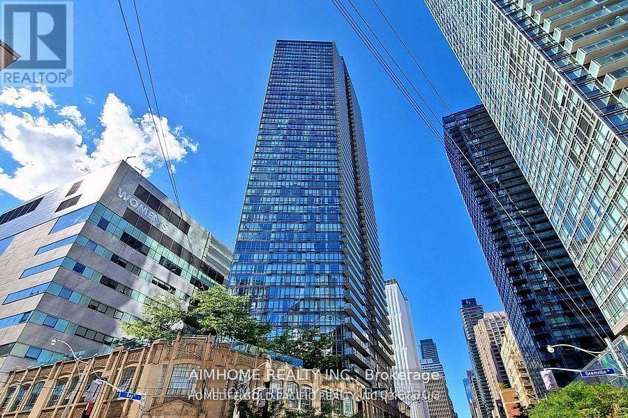 2506 - 832 BAY STREET, Toronto, Ontario