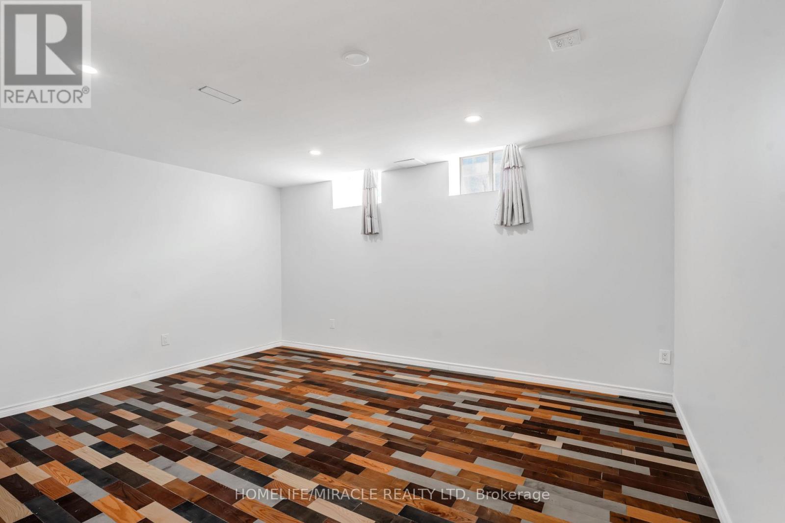7836 Hoptree Road, Niagara Falls, Ontario  L2H 0N4 - Photo 44 - X13524196