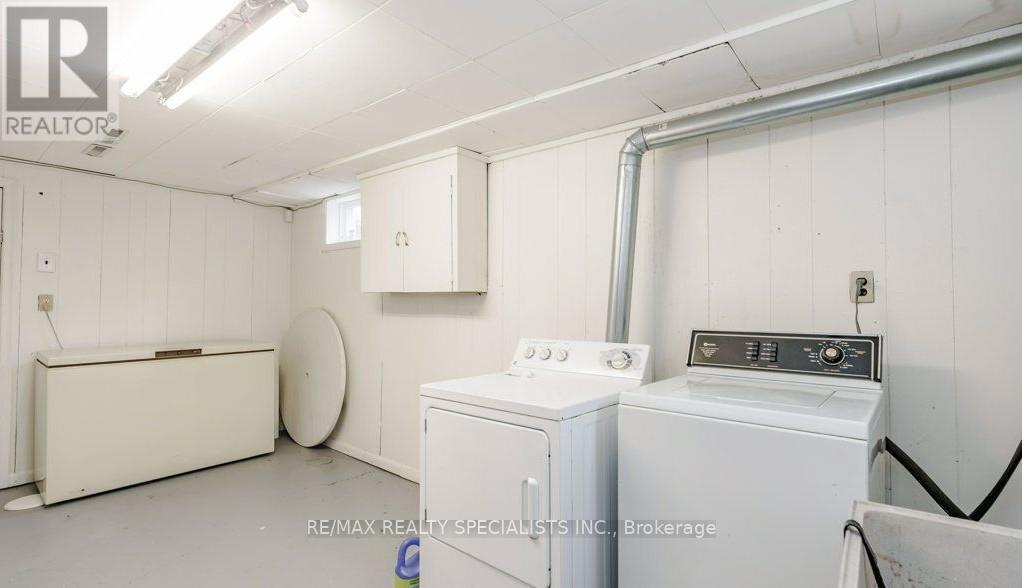 Bsmt - 477 Scott Street, St. Catharines, Ontario L2M 3X1 - Photo 3 - X13524226