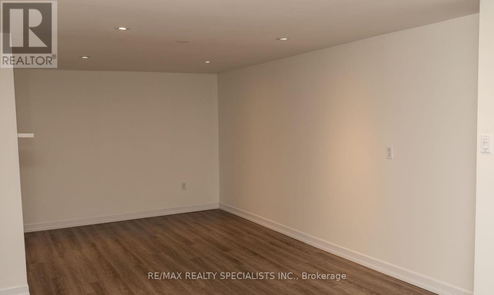Bsmt - 477 Scott Street, St. Catharines, Ontario L2M 3X1 - Photo 5 - X13524226