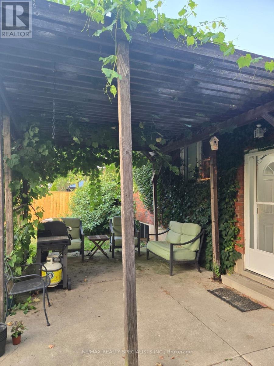 Bsmt - 477 Scott Street, St. Catharines, Ontario L2M 3X1 - Photo 8 - X13524226