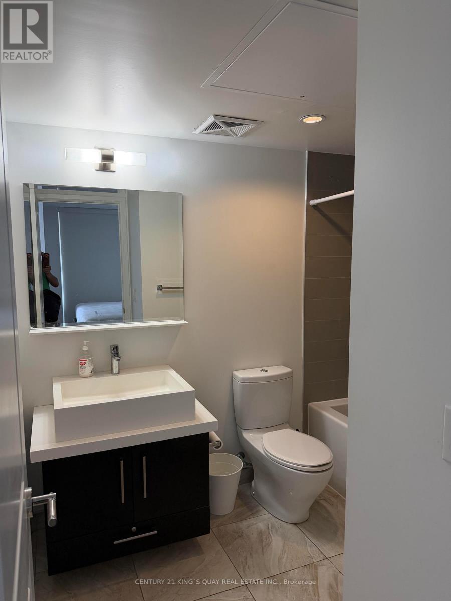 1602 - 1080 Bay Street, Toronto, Ontario  M5S 0A6 - Photo 18 - C13517946