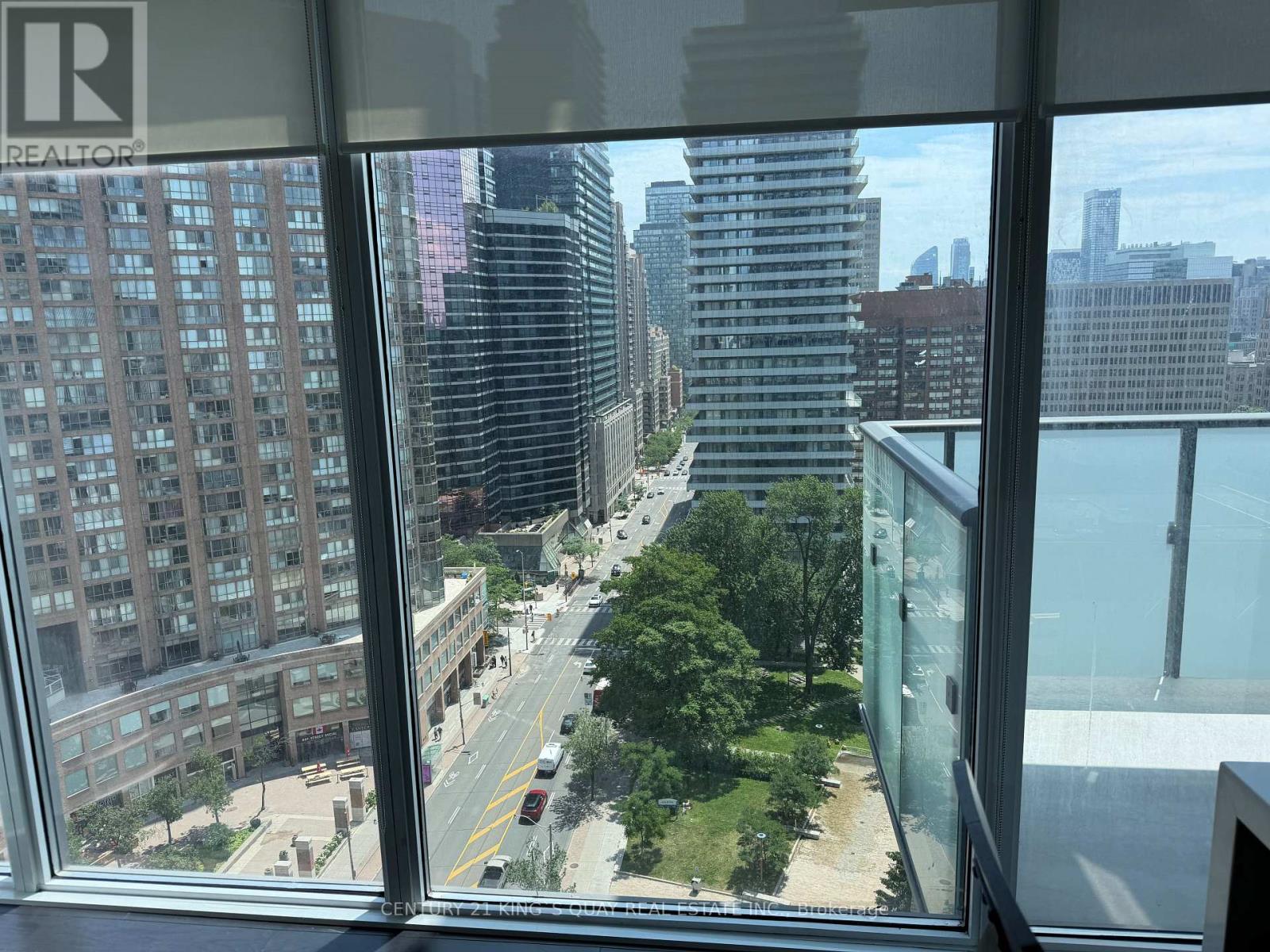 1602 - 1080 Bay Street, Toronto, Ontario  M5S 0A6 - Photo 7 - C13517946