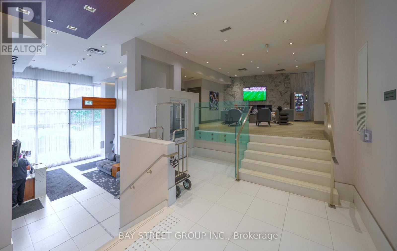 905 - 181 Bedford Road, Toronto, Ontario  M5R 0C2 - Photo 7 - C13224204