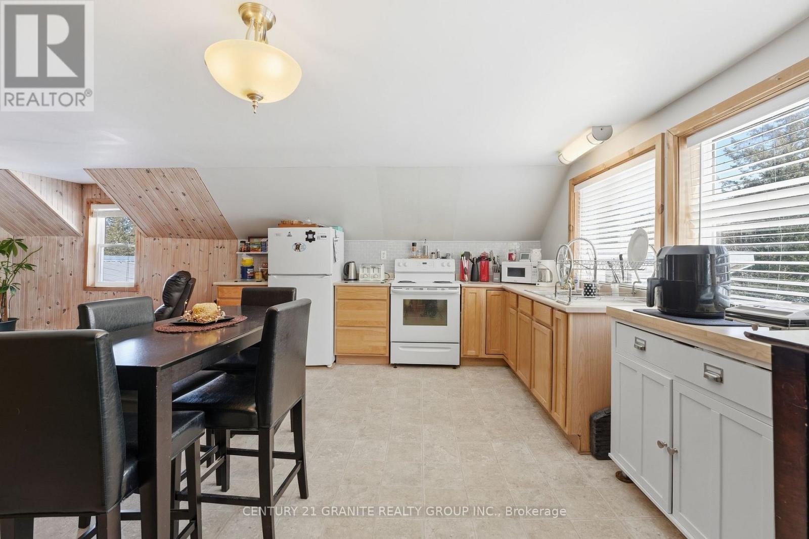 34820 Ab Hwy 62 Highway, Hastings Highlands, Ontario  K0L 2R0 - Photo 32 - X12875750