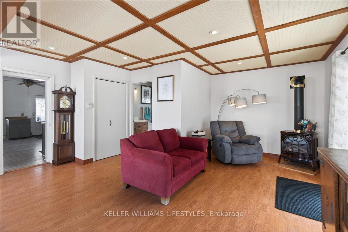 54 Main Street S, Lambton Shores, Ontario  N0N 1J0 - Photo 18 - X13524336