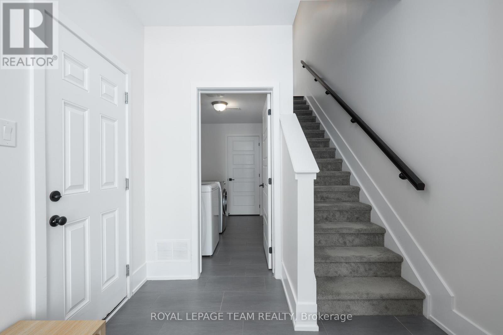 168 Pictou Crescent, Ottawa, Ontario  K4A 0R2 - Photo 5 - X13524334