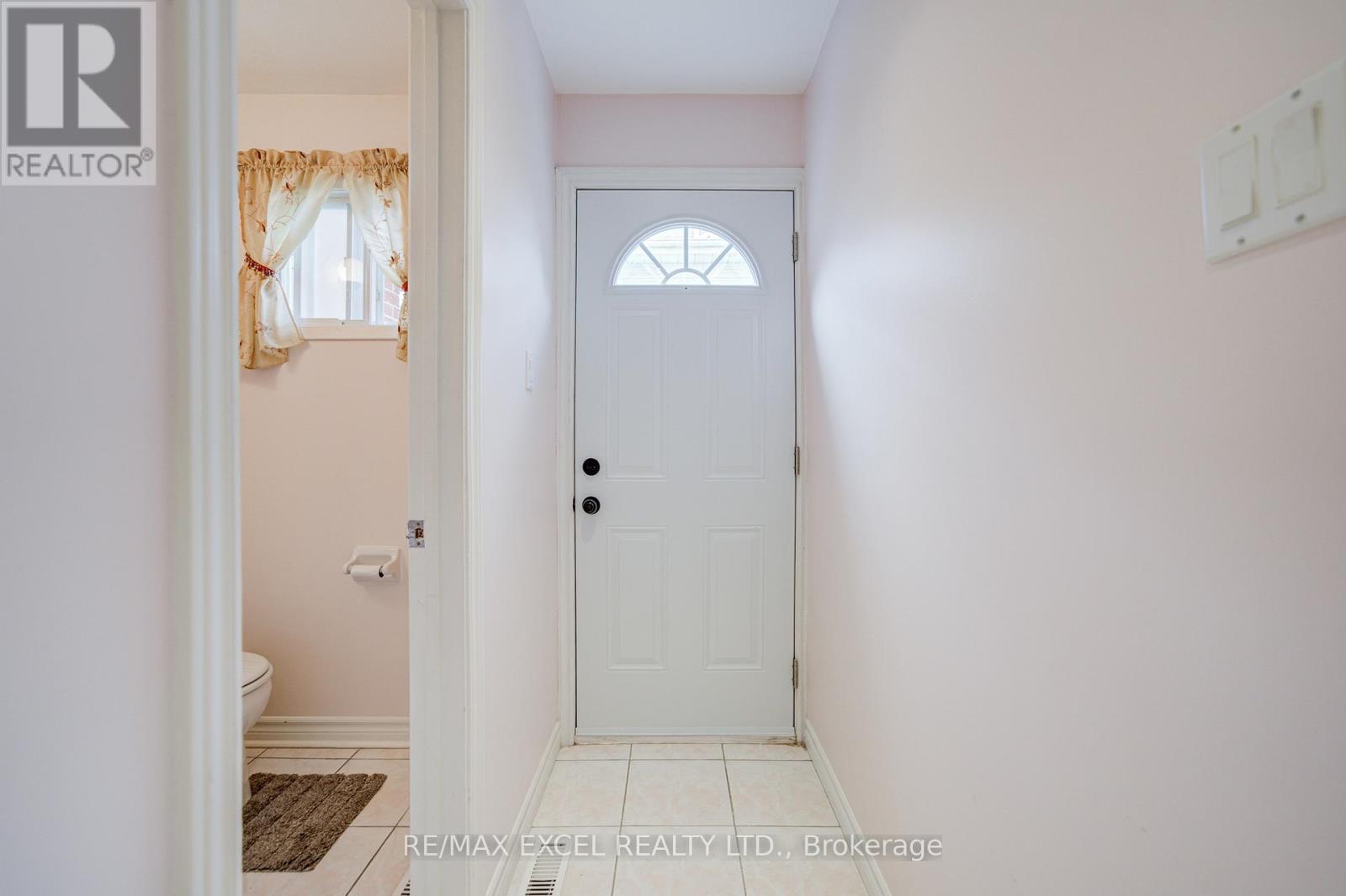 176 Goldhawk Trail, Toronto, Ontario  M1V 1X2 - Photo 26 - E13524296