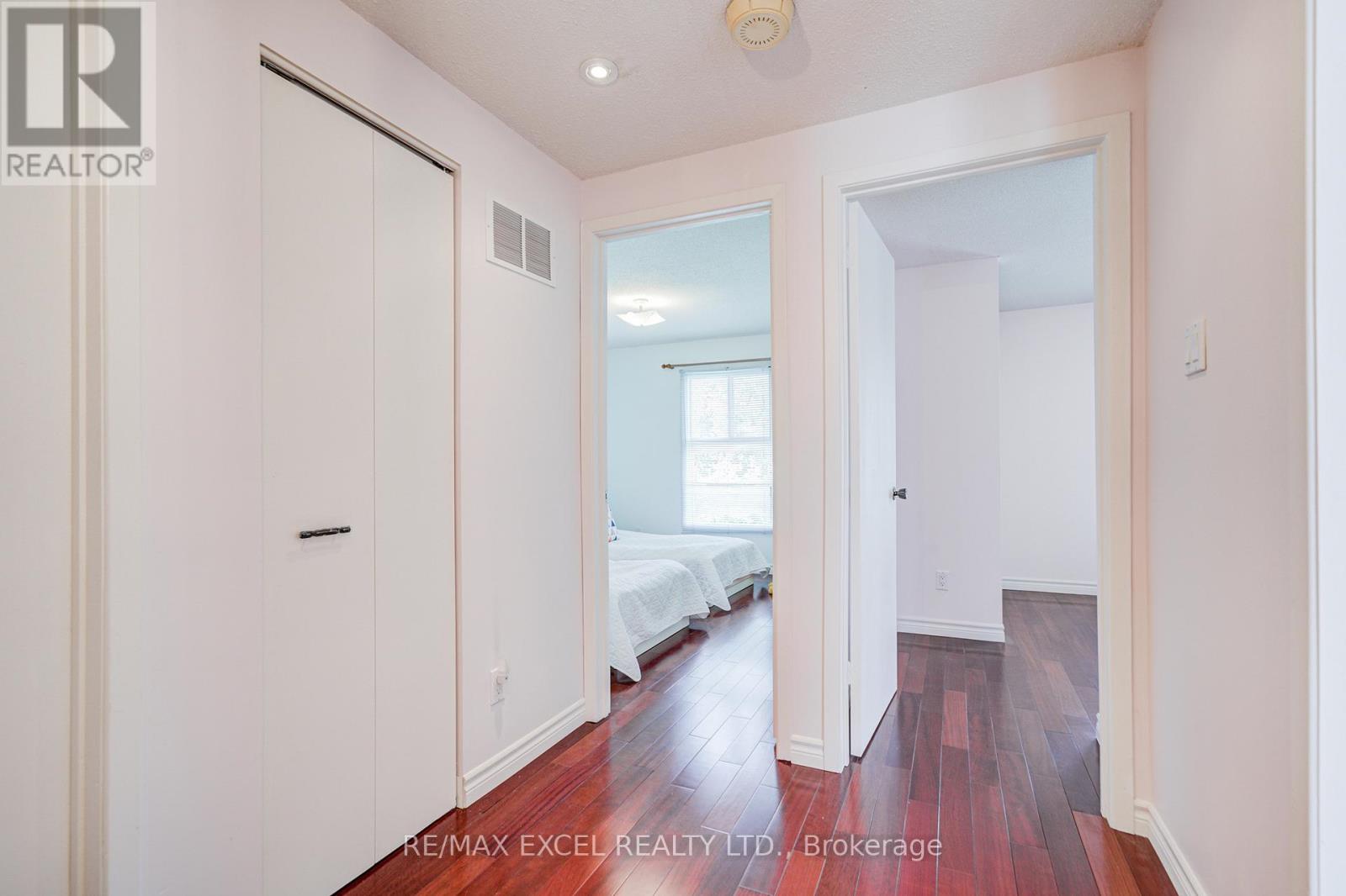 176 Goldhawk Trail, Toronto, Ontario  M1V 1X2 - Photo 29 - E13524296