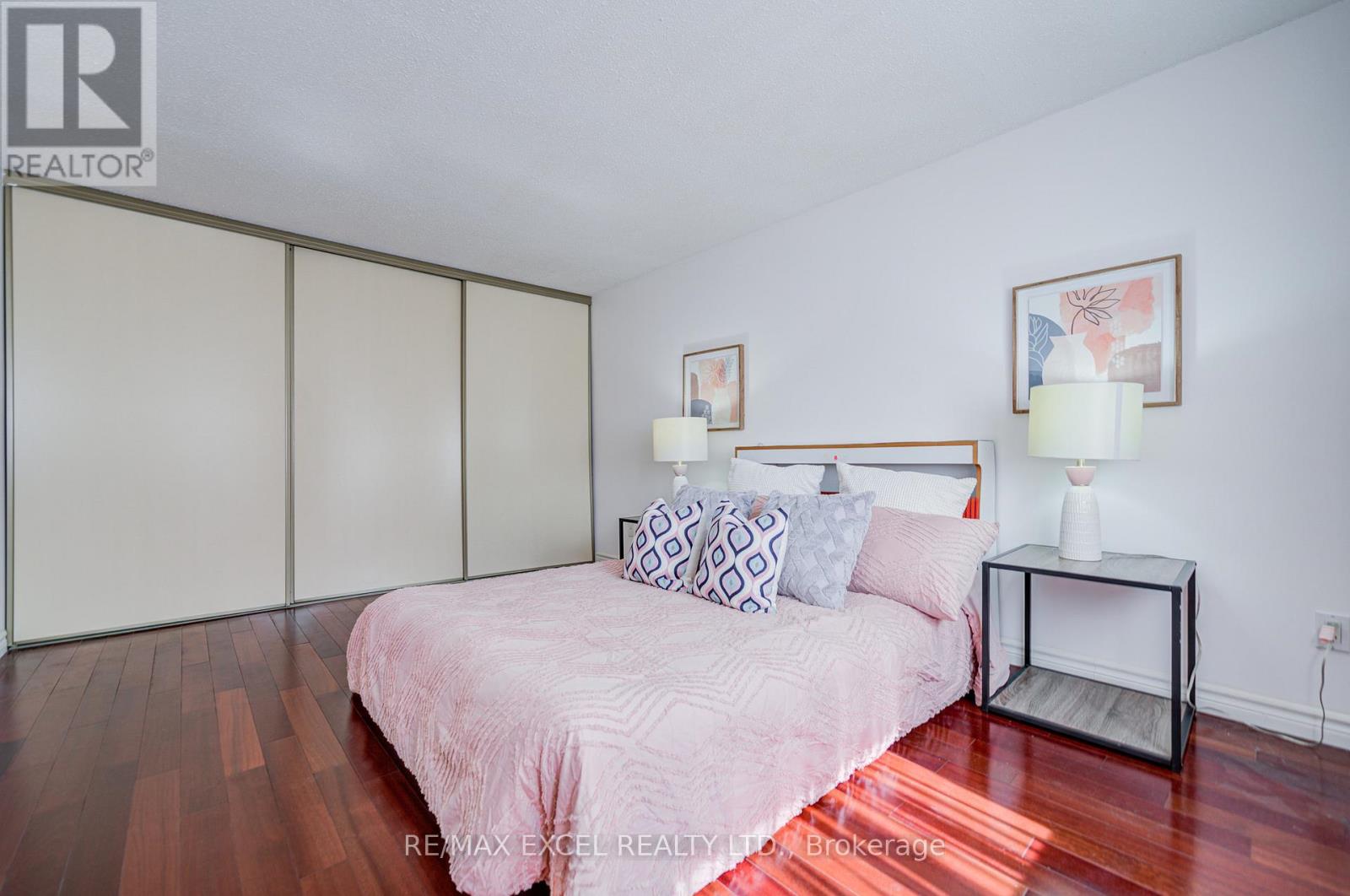 176 Goldhawk Trail, Toronto, Ontario  M1V 1X2 - Photo 32 - E13524296